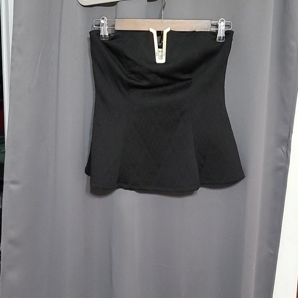Monteau Los Angeles strapless top Black silver metal accent size M